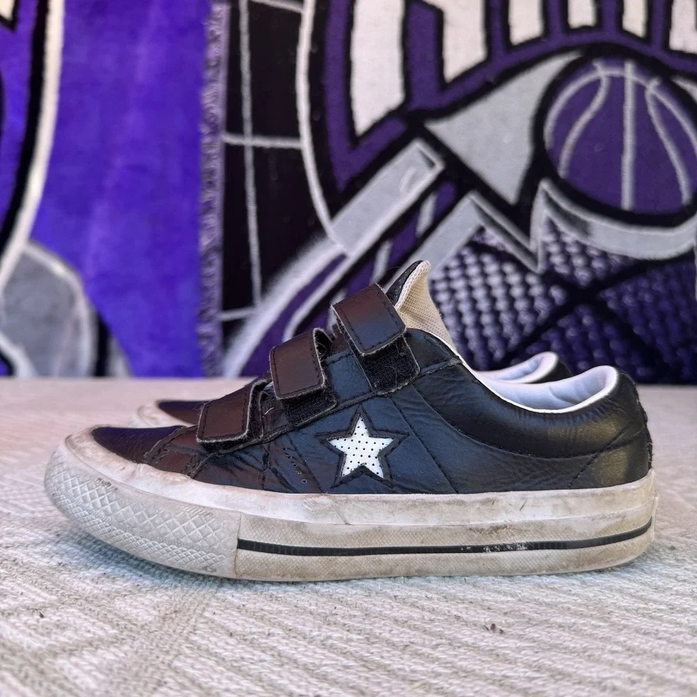 Size‎ 13c - Kids Converse Black/White Sneakers